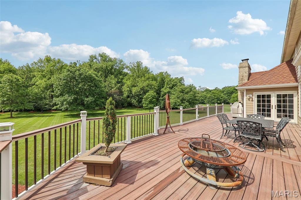 DU PONT HILLS - Residential