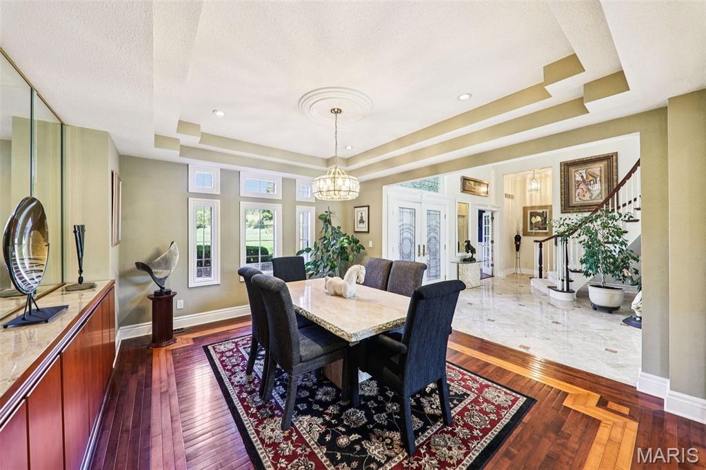 DU PONT HILLS - Residential