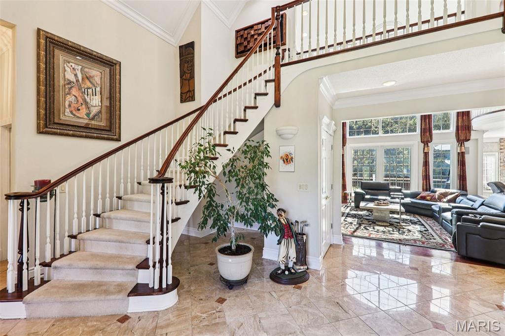 DU PONT HILLS - Residential