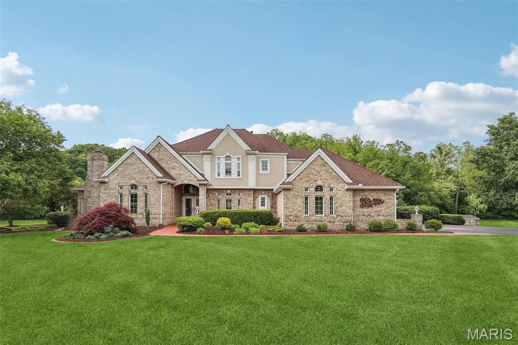 DU PONT HILLS - Residential