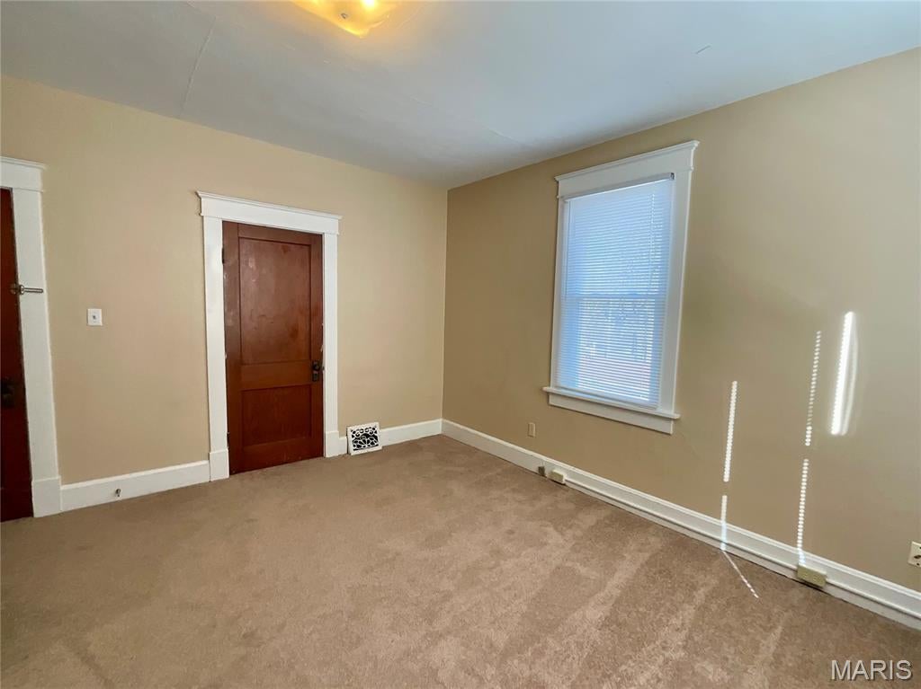 North Belleville/Town - Residential Income