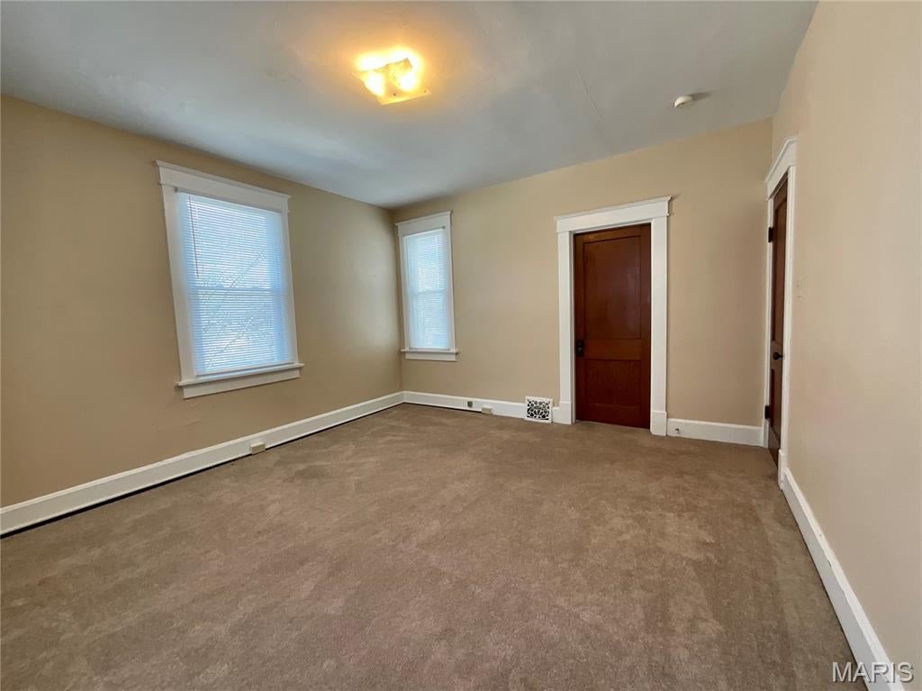 North Belleville/Town - Residential Income