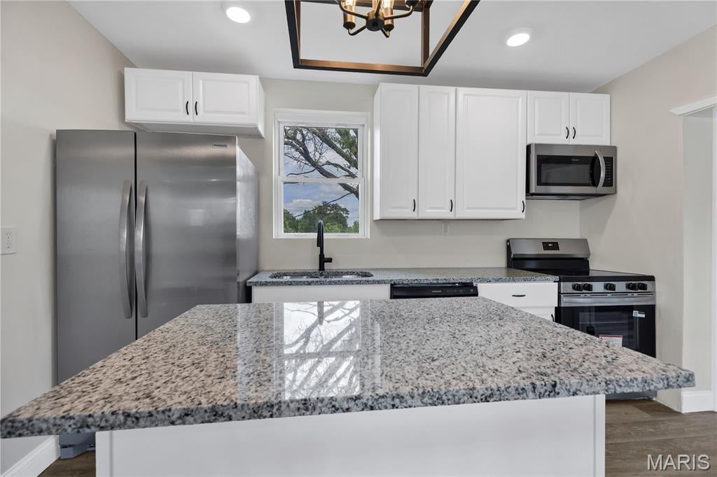 Berry Tr - Residential
