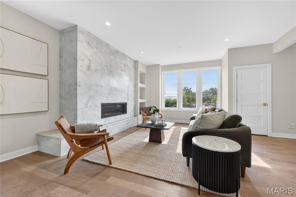 tower hill - Residential