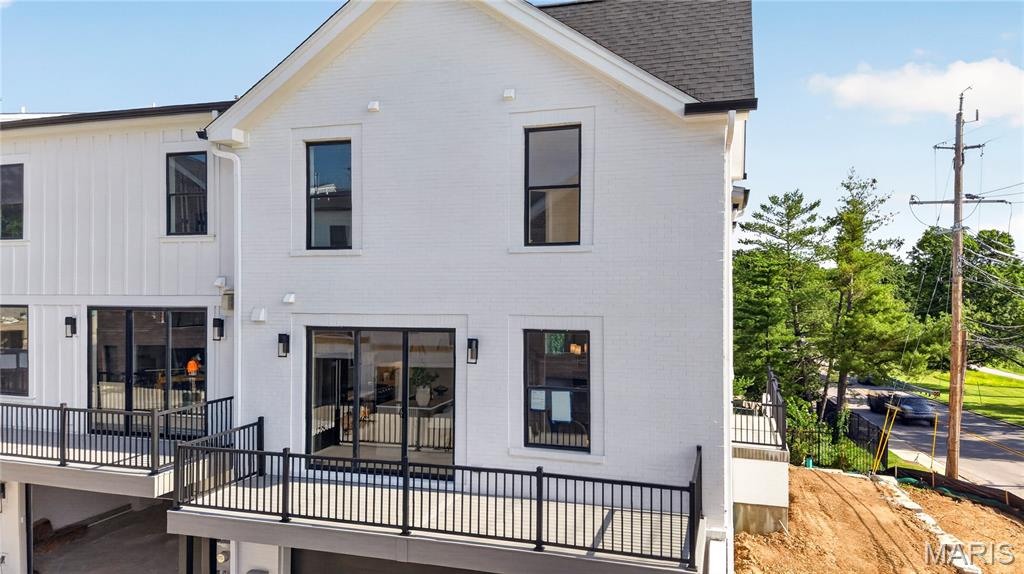 tower hill - Residential