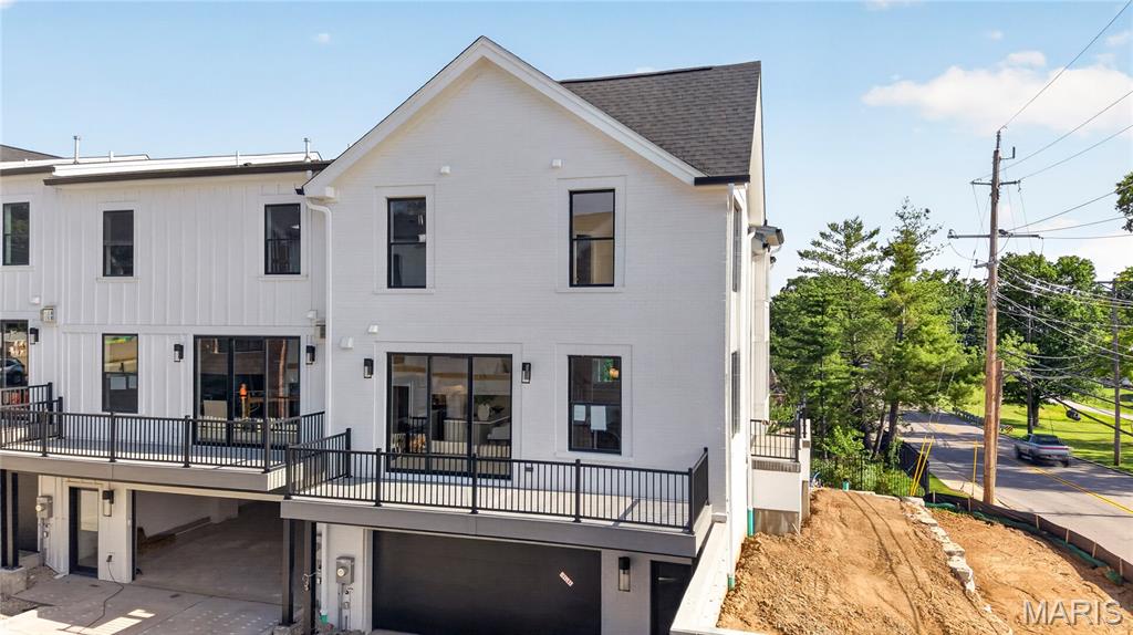 tower hill - Residential