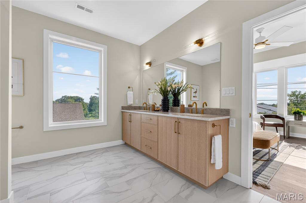 tower hill - Residential