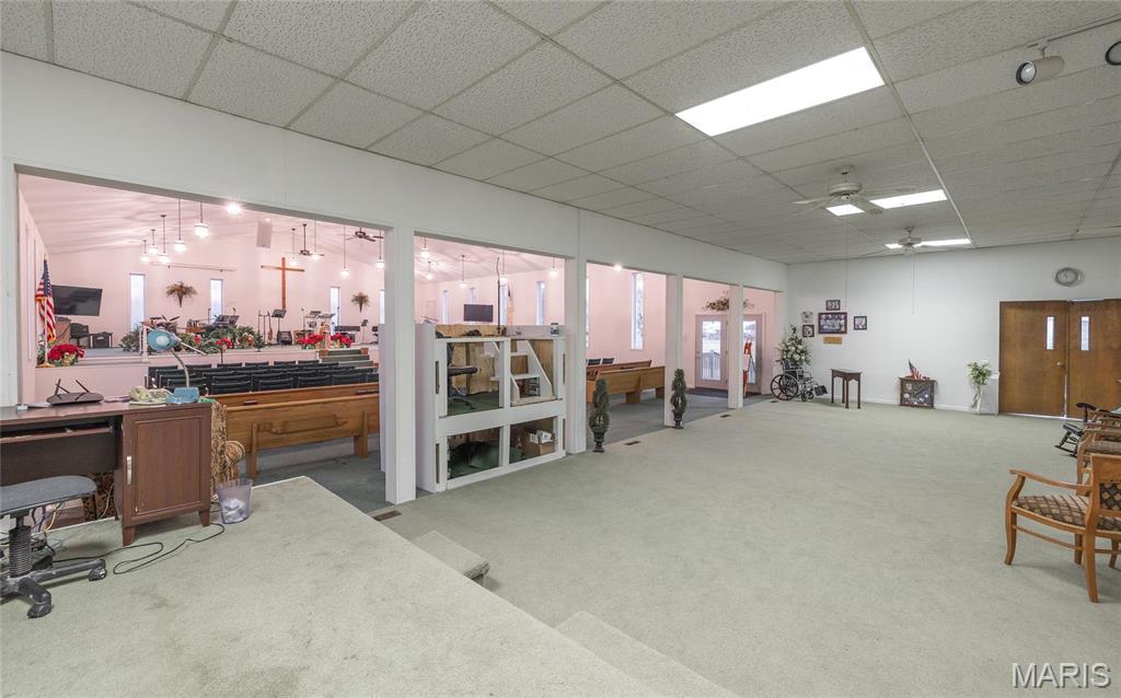n/a - Commercial Sale