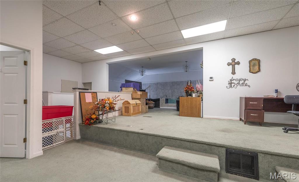 n/a - Commercial Sale