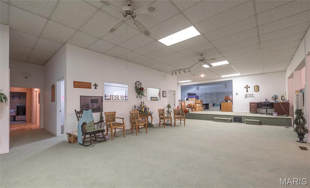 n/a - Commercial Sale