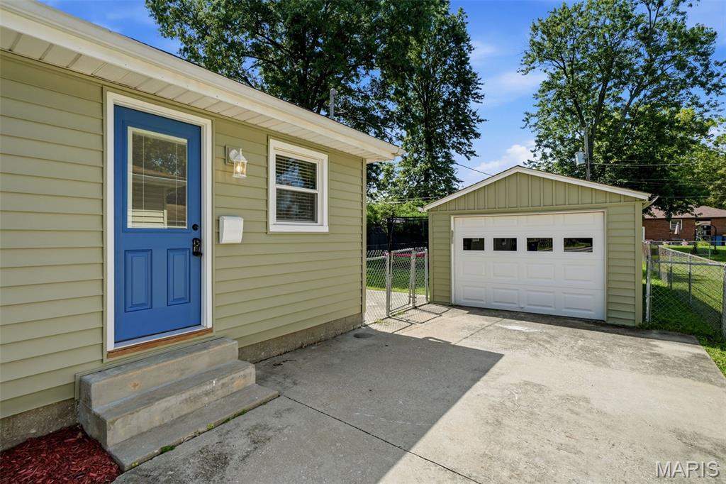 Montclaire Sub - Residential