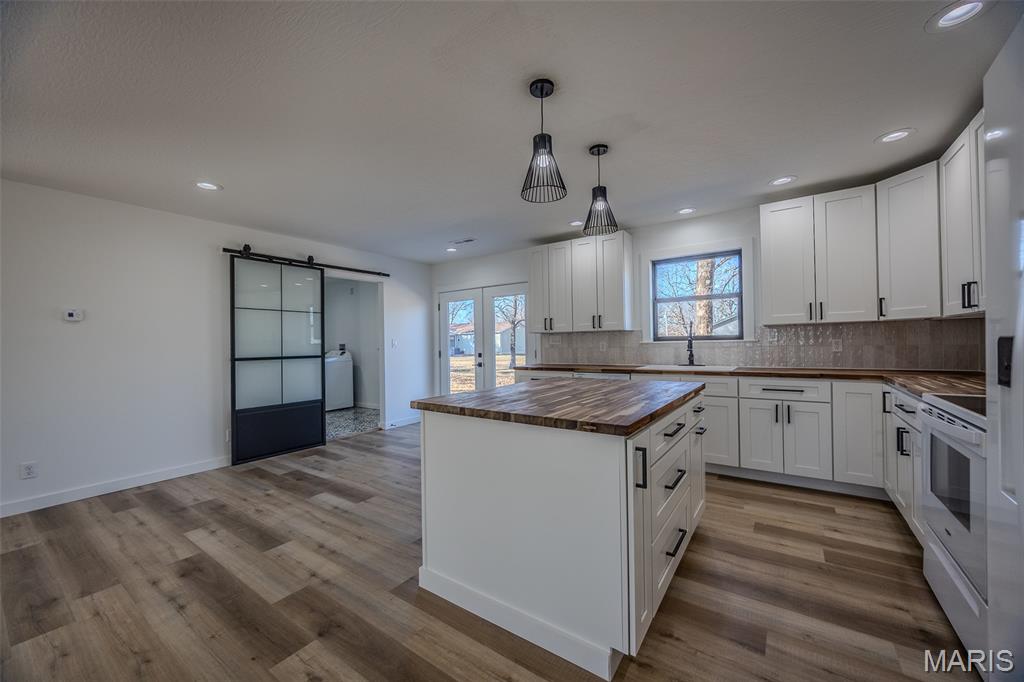Hillhouse Addition - Residential