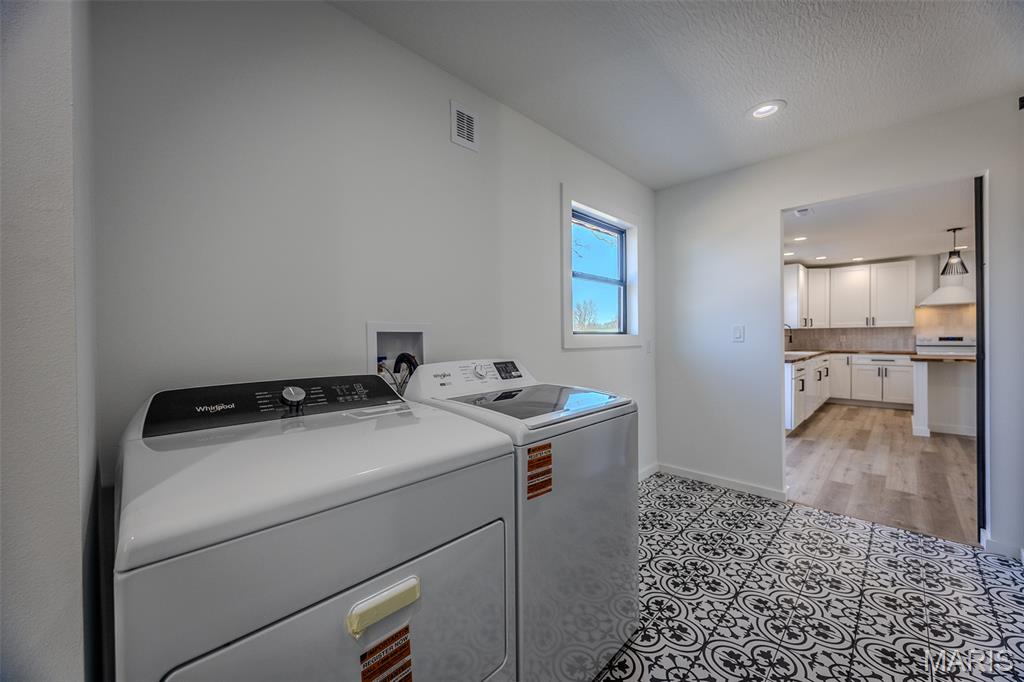Hillhouse Addition - Residential
