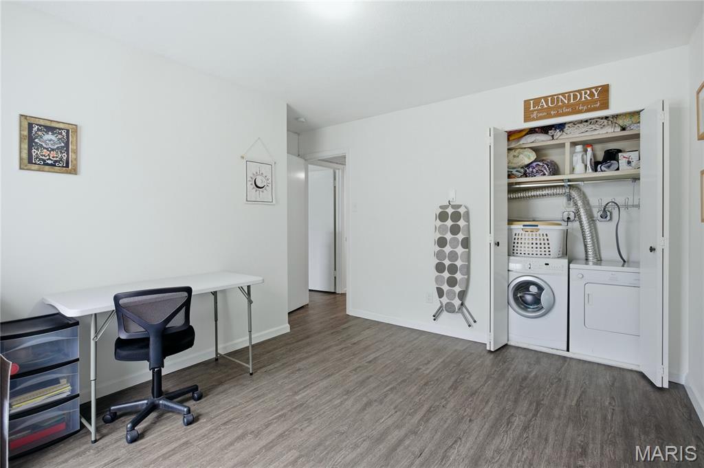 Chateau De Ville Condo Sec - Residential