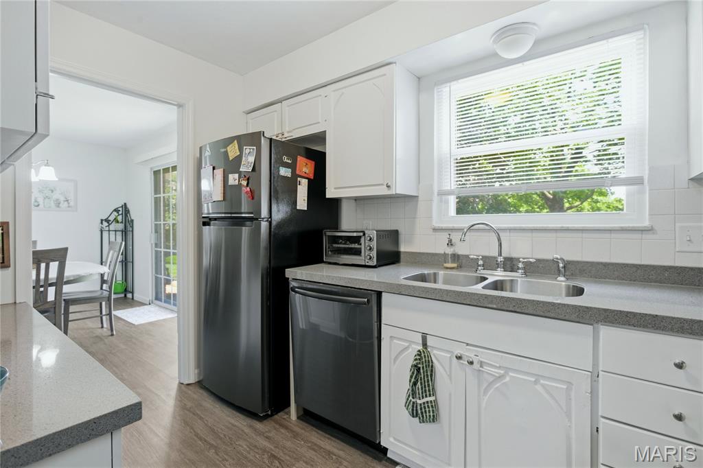 Chateau De Ville Condo Sec - Residential