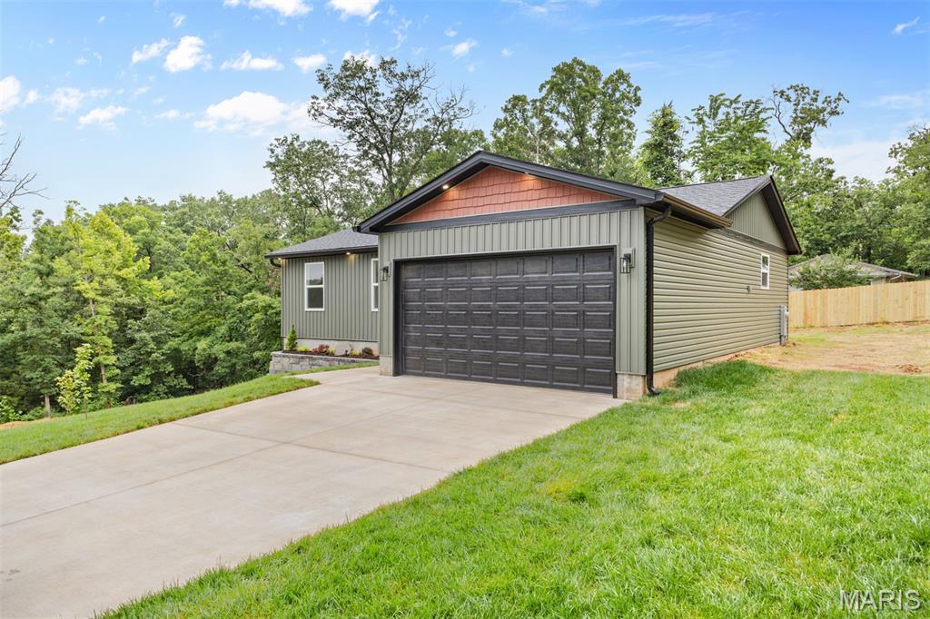 Lake Timberline 16 - Residential