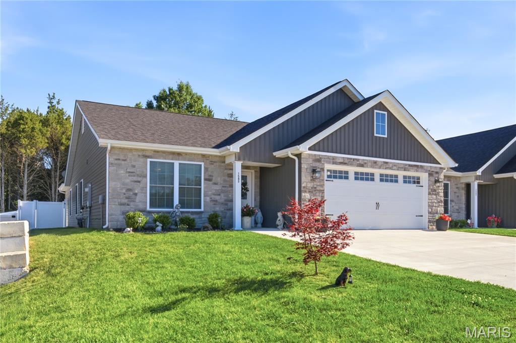 Quiet, peaceful, serene, clean, manicured lawns- just a few words to describe life in the neighborhood at Hickory Landing! This 3 bedroom 2 bath villa is barely lived in built 2 short years ago! If you like bells and whistles this home has all the upgrades and definitely move in ready just waiting for you to come and enjoy- with the 2 car garage and oversized 4 car driveway and boasting over 1600 square feet, there is plenty of room for entertaining friends and family- the wonderful owners upgraded the backyard too with a white, 6 foot vinyl fence to provide your utmost privacy! Located just off highway 21 in Desoto behind Walmart there is convenient access to head out of town, or drive 2 minutes away for groceries. Notable upgrades include luxury wide plank flooring-upgraded beautiful lighting fixtures-oversized island in kitchen covered in beautiful granite-upgraded cabinets with beautiful, upgraded color scheme- freshly painted throughout with warm stylish tones to suit any taste- our seller is motivated so don't miss out on your opportunity to come buy this wonderful home!