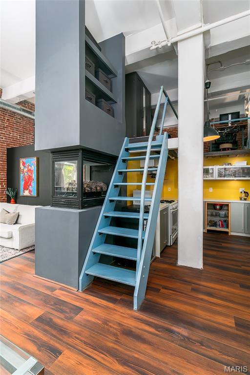 Knickerbocker Lofts Condos - Residential