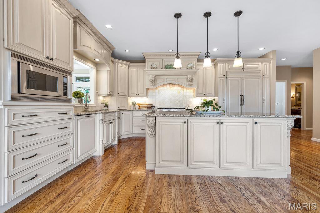 Wilson Manor - Residential