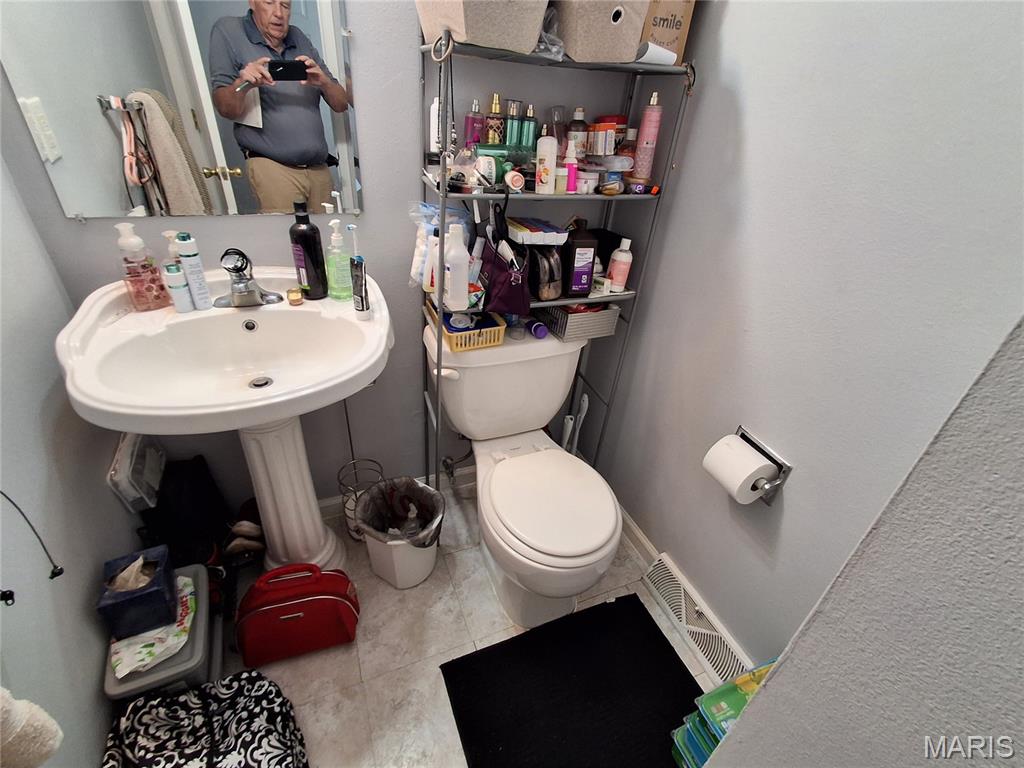 Park Crest Apt Resub - Residential Income