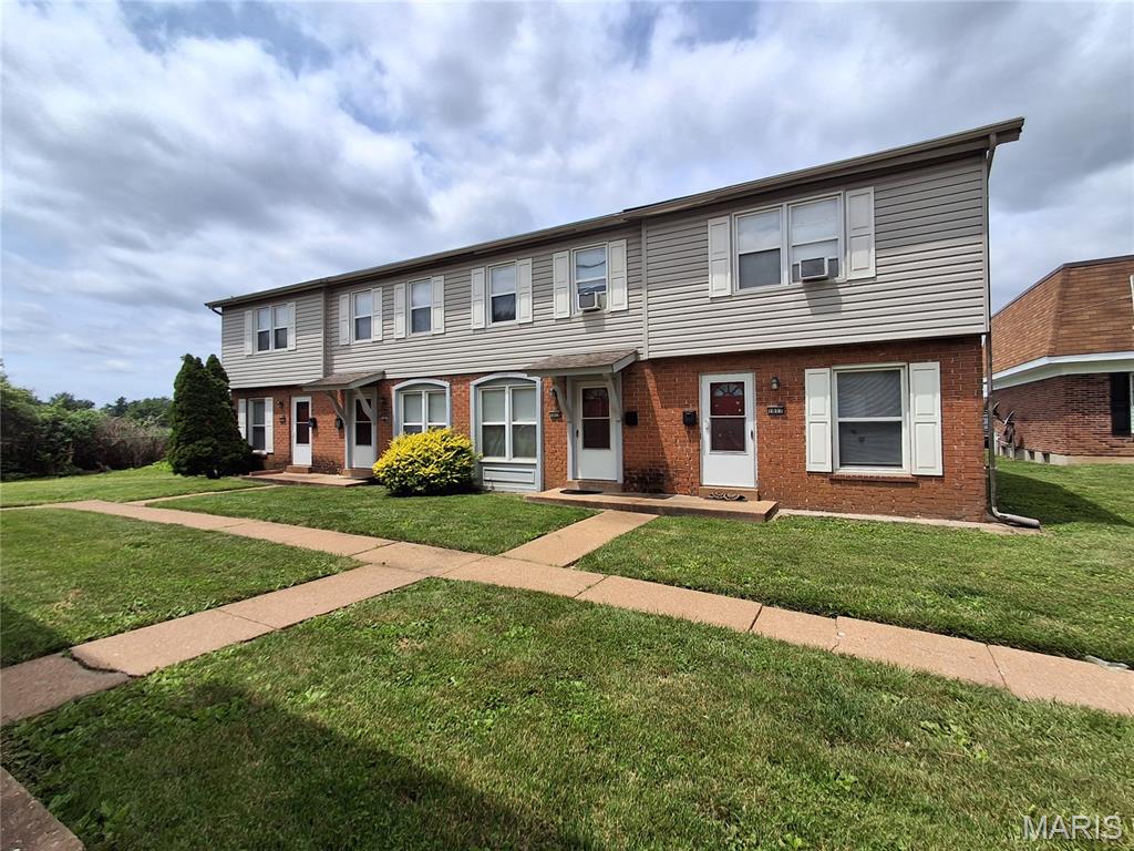 4 unit Townhouse,  2 bedroom 1.5 baths, with private basements. Each unit has front and rear entries and private laundry hook ups. Well maintained in a great area.