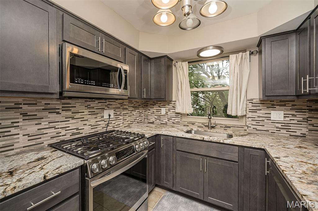 Delcrest Condo - Residential
