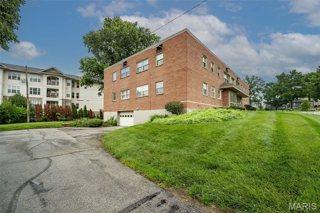 Delcrest Condo - Residential
