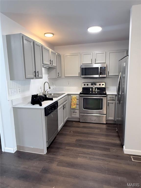 Brownstone Village At Thornbury #1 - Residential