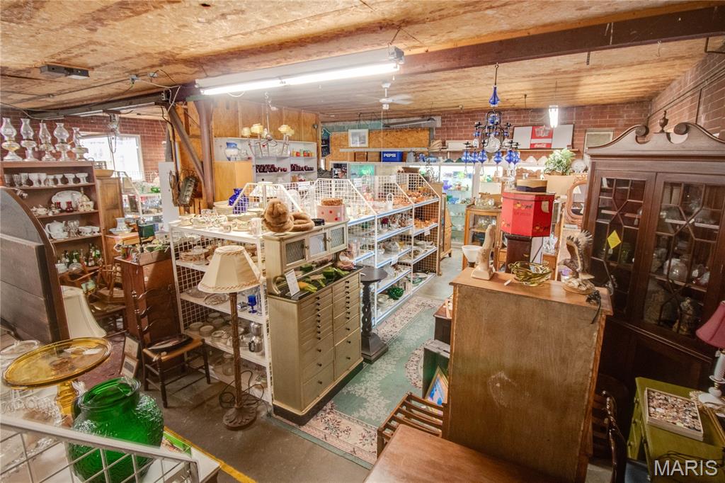 Not in a subdivision - Commercial Sale