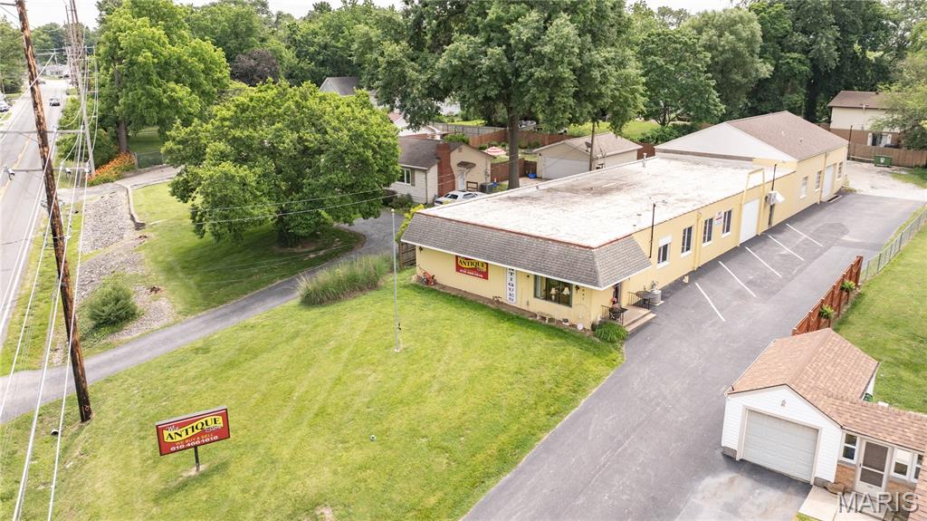 Prime commercial opportunity in a high visibility location!
Position your business for success with this well maintained 6,000 sq. ft. commercial property located on the busy Delmar Ave. in Godfrey. Meticulously owned and thoughtfully improved over the years, this versatile building offers a turnkey opportunity for retail, office, showroom, service-based businesses, or a combination of uses.
Significant updates have been completed since 2013, including electrical upgrades, roof improvements, drainage enhancements, waterproofing, HVAC updates, windows, and more. The property features multiple heating systems, mini-split units, modern electrical service with room for future expansion, and an illuminated LED roadside sign that provides excellent exposure to passing traffic.
Situated on two separate lots with B-1 zoning, the property offers flexibility for a variety of commercial ventures. The layout could accommodate multiple business operations, investment opportunities, or owner-occupant use. A garage door access area and additional service capabilities add to the building's functionality.
With its prominent location, extensive improvements, and flexible commercial B-1 zoning, this is a rare opportunity to acquire a property that combines character, visibility, and long-term value. Whether you're expanding your business, launching a new venture, or investing in commercial real estate, this property is ready for its next chapter.
Call today for additional information and a private tour.