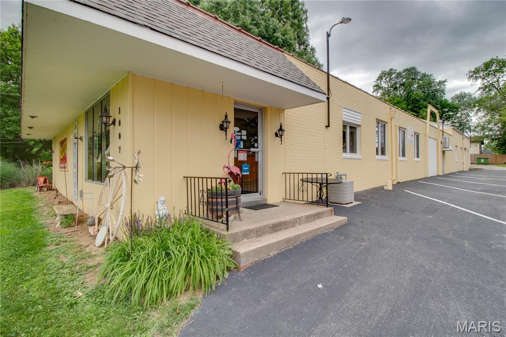 Not in a subdivision - Commercial Sale