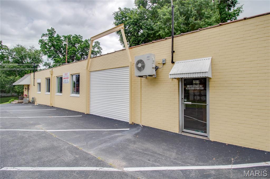 Not in a subdivision - Commercial Sale
