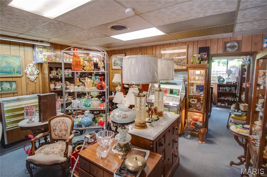 Not in a subdivision - Commercial Sale