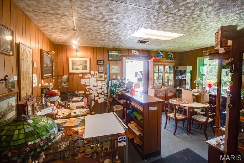 Not in a subdivision - Commercial Sale