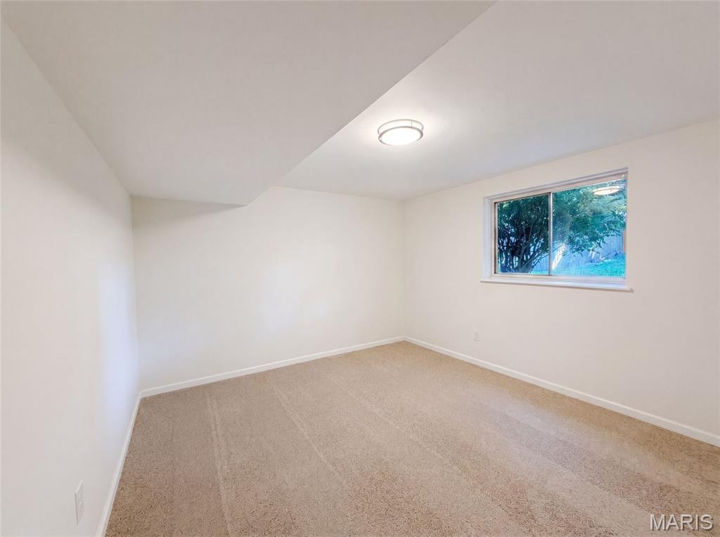 Elmwood Manor #6 - Residential