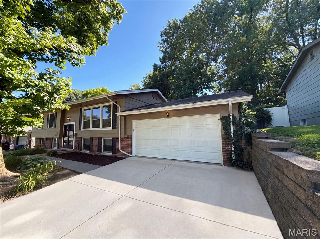 Elmwood Manor #6 - Residential