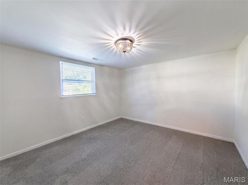 Elmwood Manor #6 - Residential