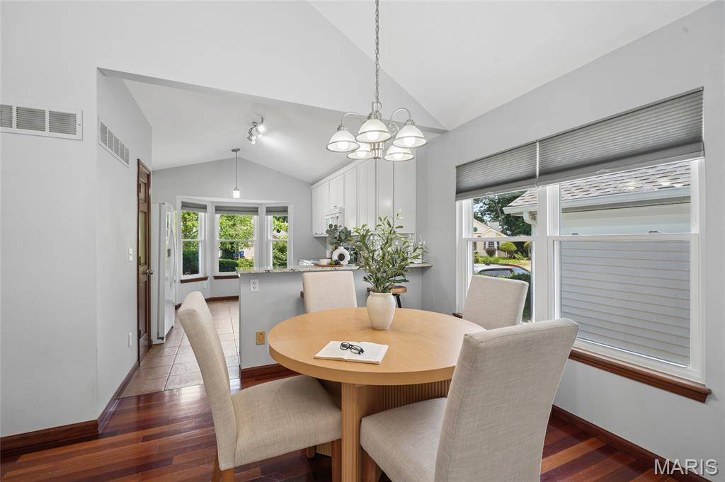 Strawberry Ridge - Residential