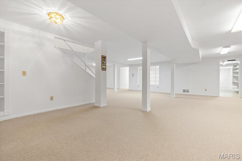Westbury Manor - Residential