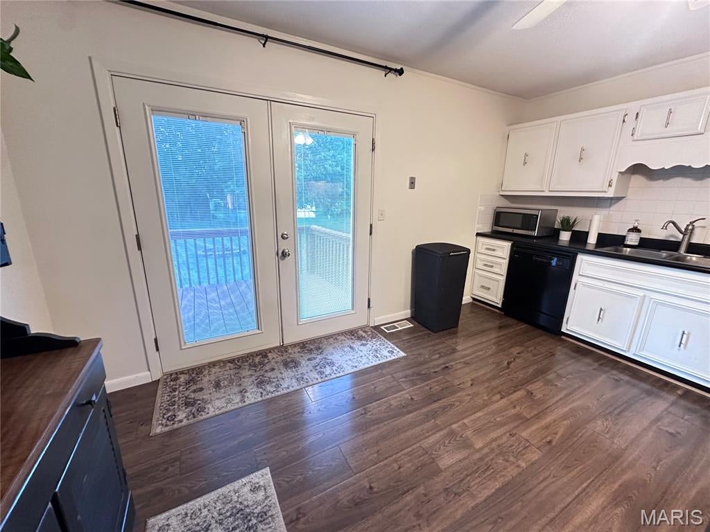 Town and Country 8th addition - Residential