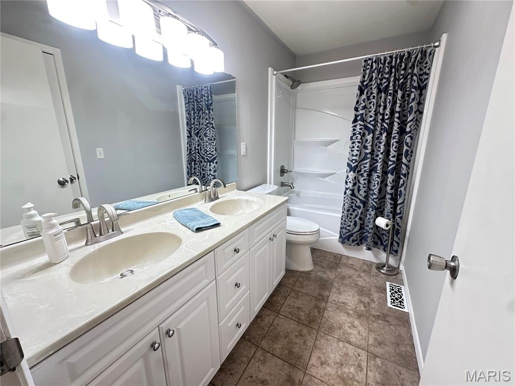 Town and Country 8th addition - Residential