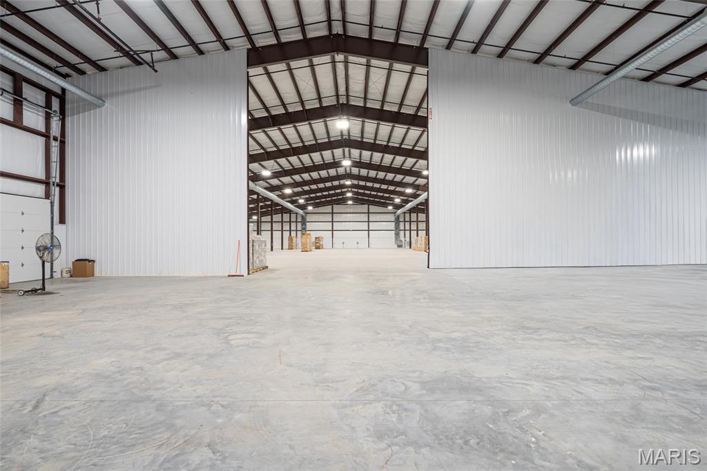 New Haven Indust Park - Commercial Lease