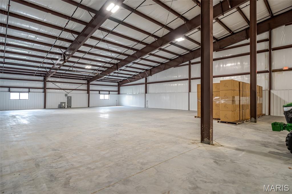 New Haven Indust Park - Commercial Lease