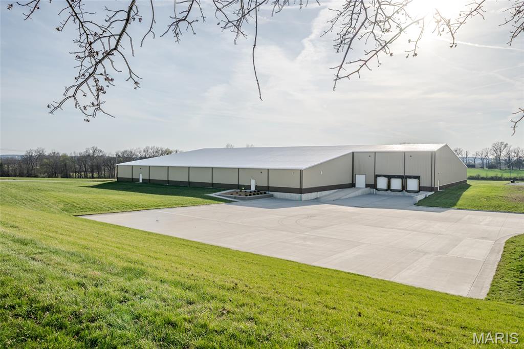 New Haven Indust Park - Commercial Lease