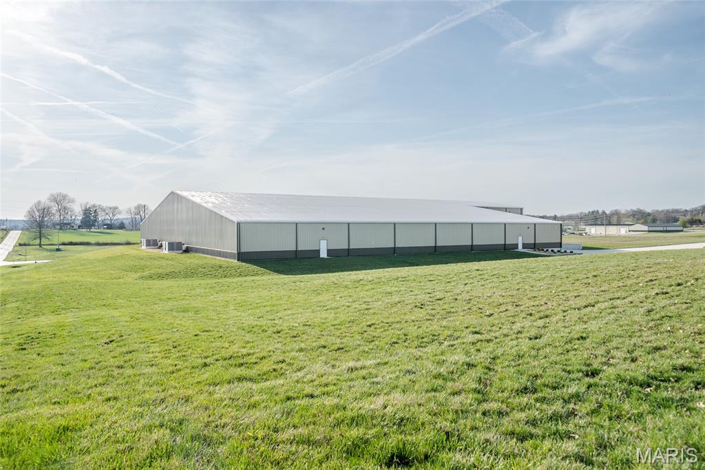 New Haven Indust Park - Commercial Lease