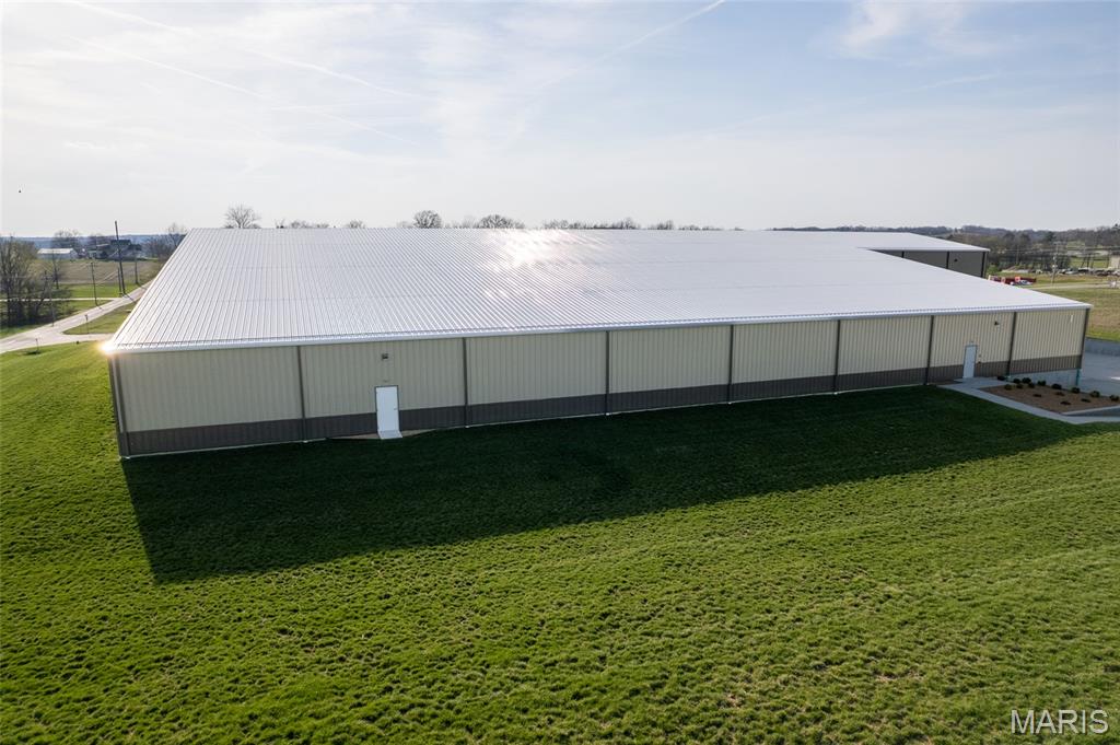 New Haven Indust Park - Commercial Lease