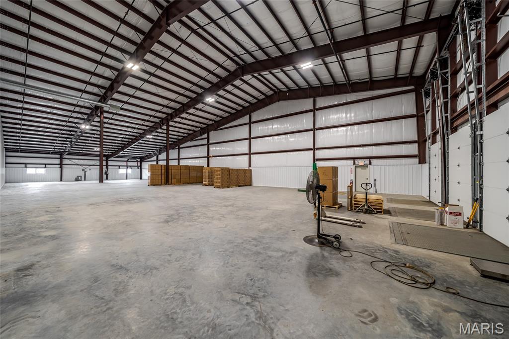 New Haven Indust Park - Commercial Lease