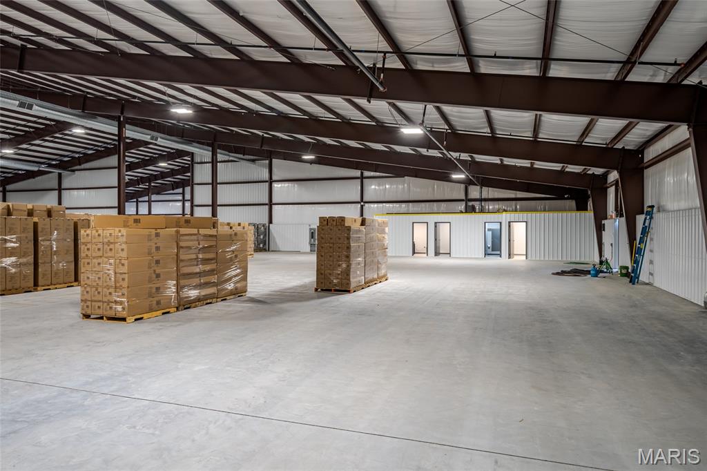 New Haven Indust Park - Commercial Lease