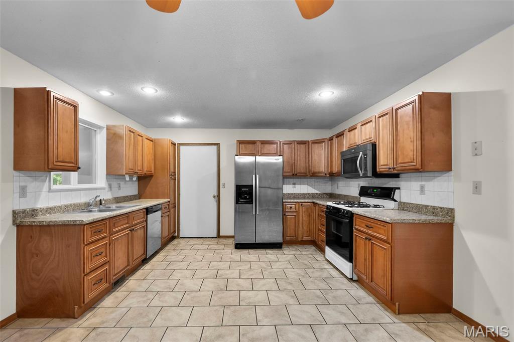 Bella Oaks - Residential