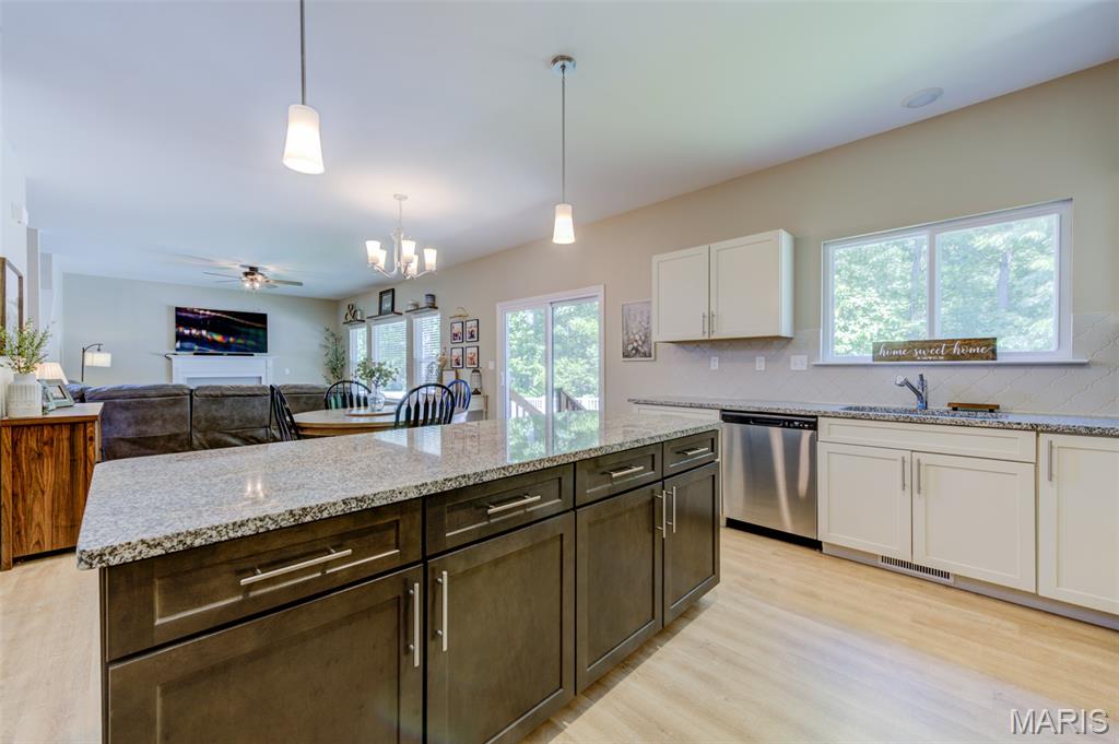 Majestic Lakes - Residential